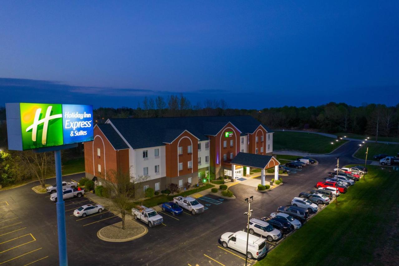 Holiday Inn Express Hotel & Suites Bedford, An Ihg Hotel Exterior photo